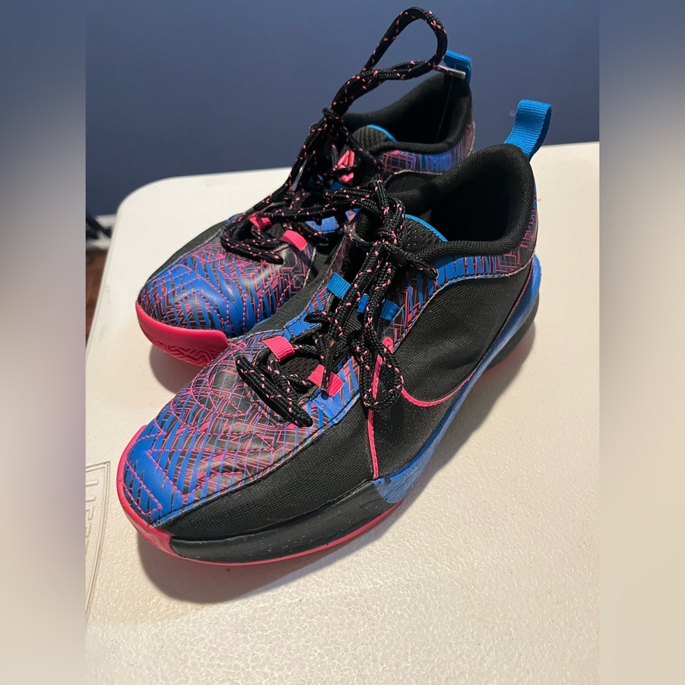 Nike KIDS Zoom Freak 5 GS 'Emerging Powers' (FB8979-400), Size: 4Y